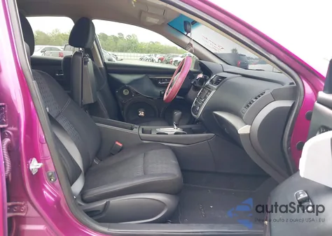 2017 Nissan Altima 2.5 S z USA, uszkodzony, nr VIN 1N4AL3AP1HC180033